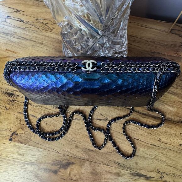 Chanel Metallic Mermaid Python Chain Around Crossbody Clutch Bag Authentic CoA - Picture 2 of 11